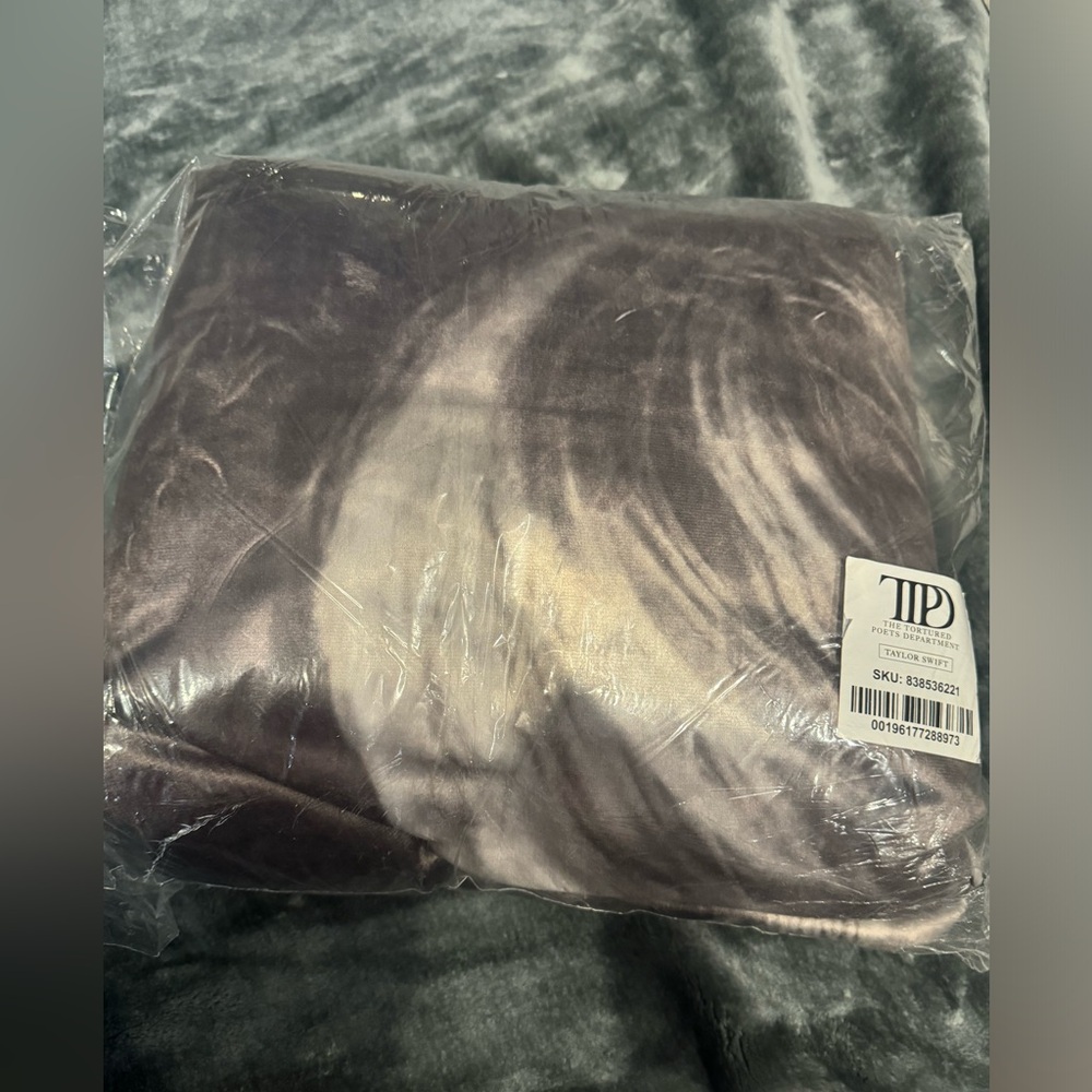 TTPD Blanket - Picture 4 of 7